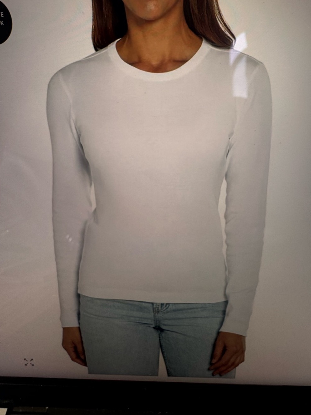 Three Dots Classic White Long-Sleeve Crewneck Top